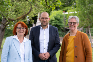 Drei DekanInnen: v.l.: Christiane Murner (Neumarkt), Tobias Schäfer (Hersbruck), Veronika Zieske (Altdorf)