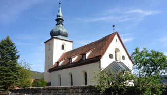 Aussenansicht Kirche St. Wenzeslaus Hohenstadt